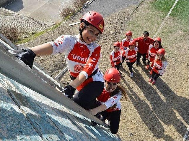 Kadın İtfaiyeciler Olimpiyat Takımı Kurdu