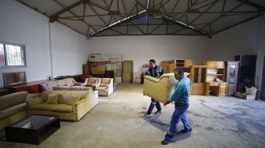 Bizim Ev, &Ccedil;are Olmaya Devam Ediyor