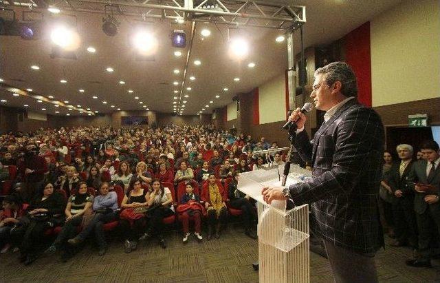 Çolpan İlhan’ın İsmi Karşıyaka’da Yaşayacak