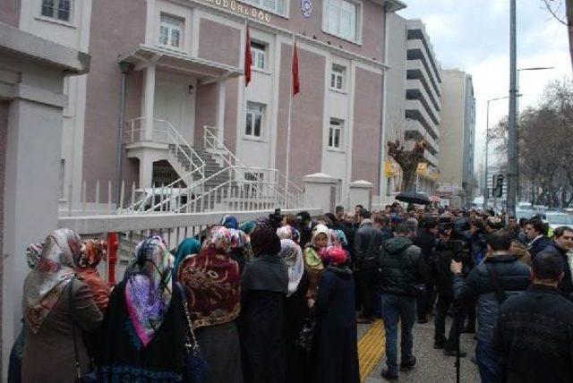 İzmir'deki Yasa Dışı Dinleme Operasyonunda Ikinci Dalga: 13 Ilde 26 Gözaltı Kararı (4)