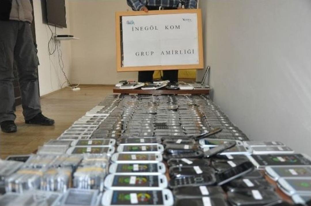 &Ccedil;eyiz Sandığından Ka&ccedil;ak Sigara &Ccedil;ıktı