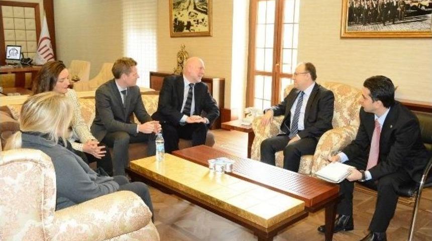 Kanavin, Siirt Valisi Tutulmaz&rsquo;ı Ziyaret Etti