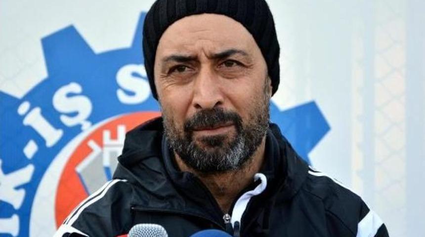 Karab&uuml;kspor Karab&uuml;kspor Tolunay Kafkas'la Antrenman Yaptı