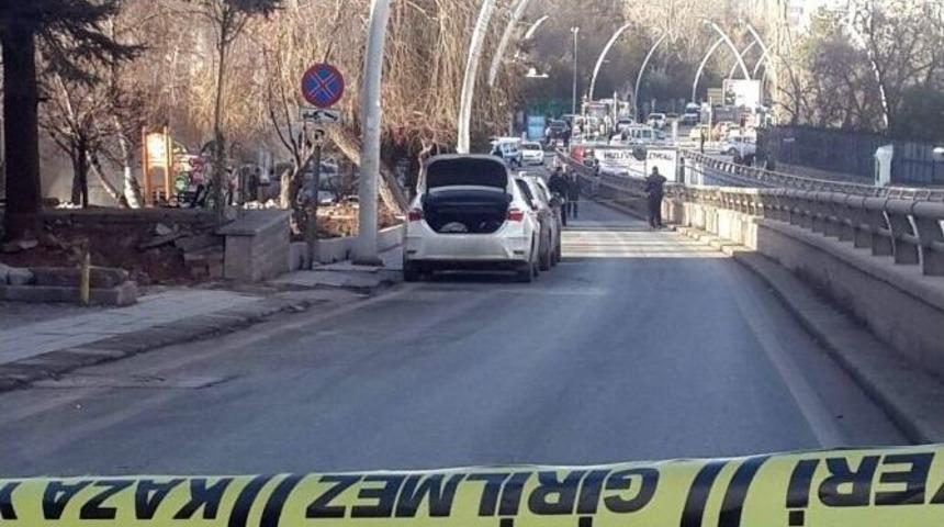 Başkentte Ş&uuml;pheli Ara&ccedil; Alarmı