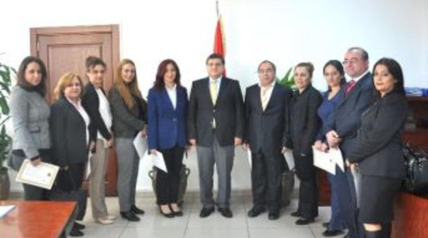 Kaymakam &Ouml;zarslan&rsquo;dan Sağlık &Ccedil;alışanlarına Başarı Belgesi