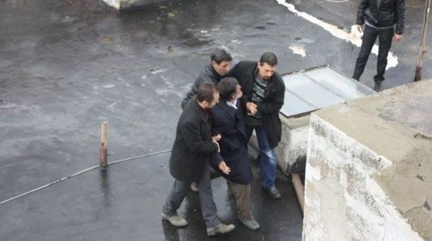 İşten &Ccedil;ıkarılan İş&ccedil;i İntihar Etmek İstedi