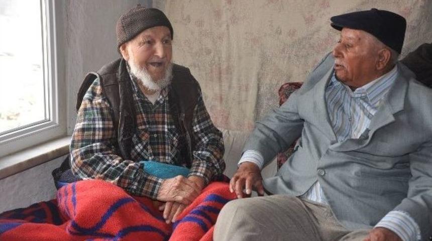 Kore Gazileri Sandıklı&rsquo;da Bir Araya Geldi