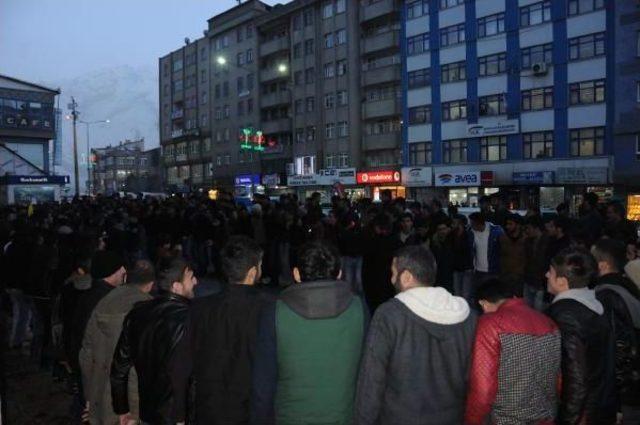 Hakkari Ve Çukurca'da Kobani Kutlaması