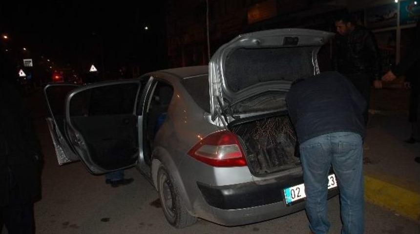 Emniyet Binası Yakınında Bomba Y&uuml;kl&uuml; Ara&ccedil; Alarmı