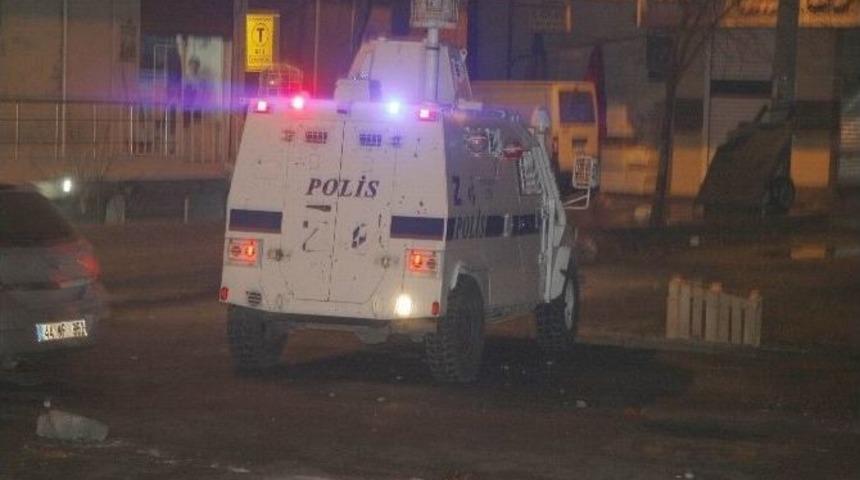 Diyarbakır&rsquo;da Kobani Kutlamaları Sonrası Olaylar &Ccedil;ıktı