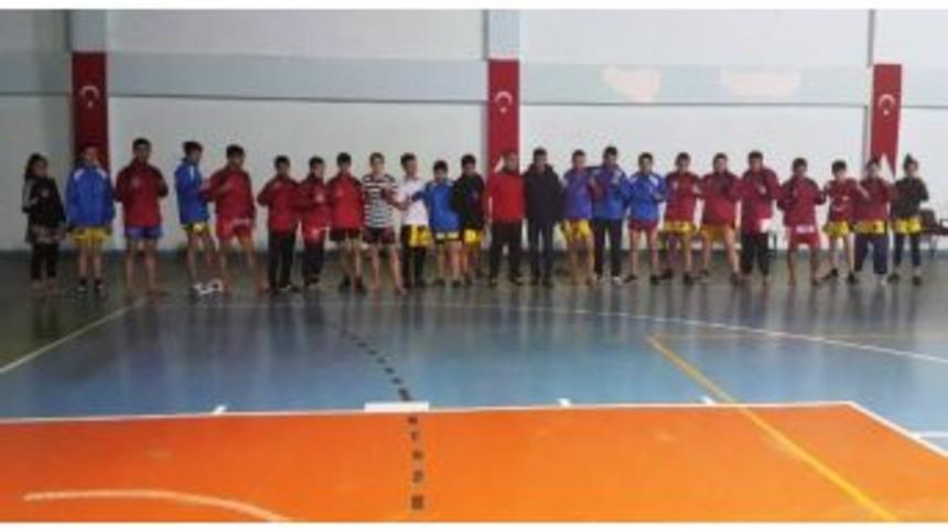 Tatvanlı 30 Sporcu Muaythai B&ouml;lge Şampiyonası&rsquo;na Katılıyor