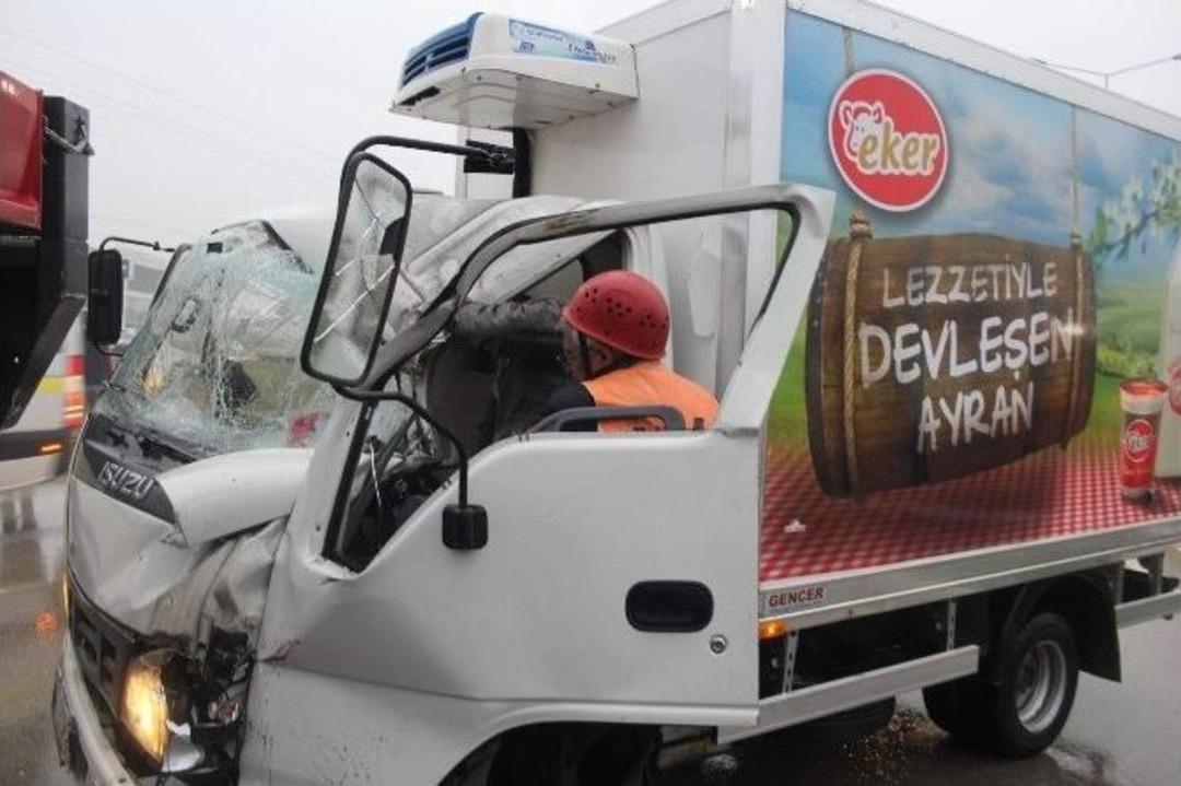 Bursa&rsquo;da Trafik Kazası: 1 Yaralı