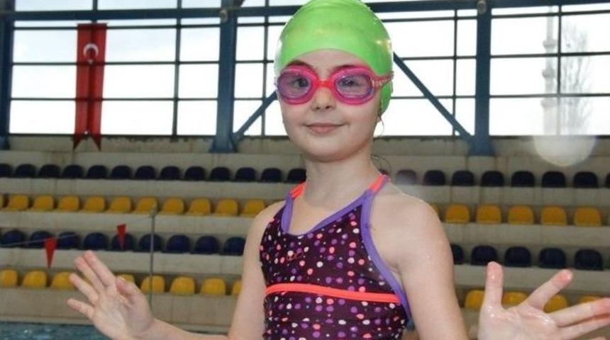 &Ccedil;ocuklar Hem Eğleniyor, Hem &Ouml;ğreniyor