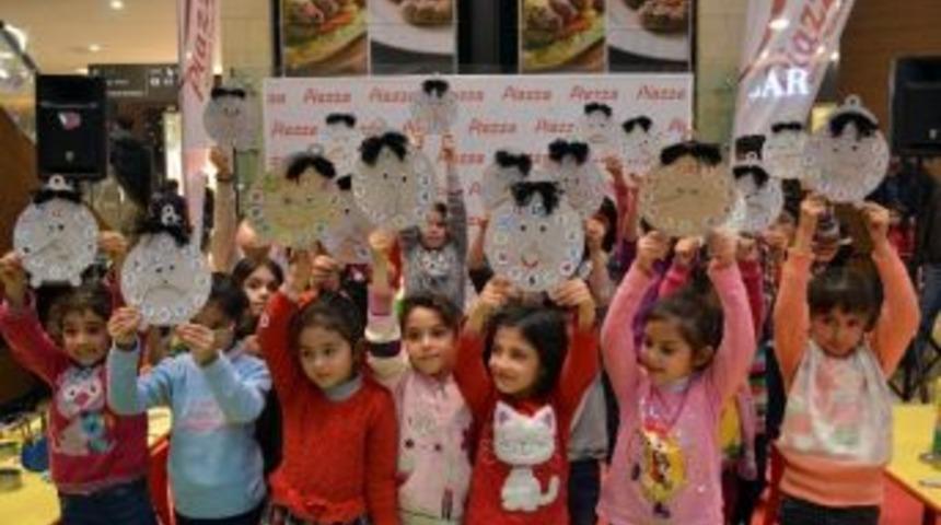 Piazza&rsquo;dan &Ccedil;ocuklara Neşeli At&ouml;lyeler