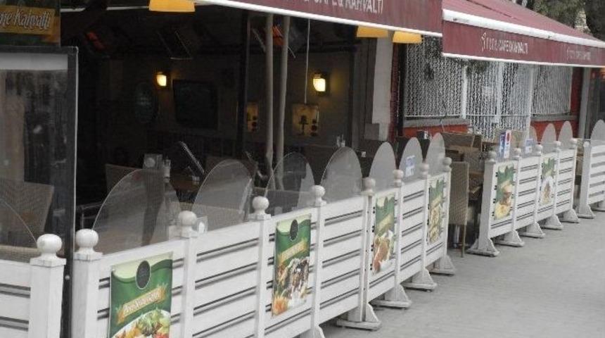 &Ouml;ğrenciler Gitti, İşler Bitti