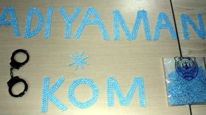 Adıyaman&rsquo;da Uyuşturucu İki Bin Hap Ele Ge&ccedil;irildi