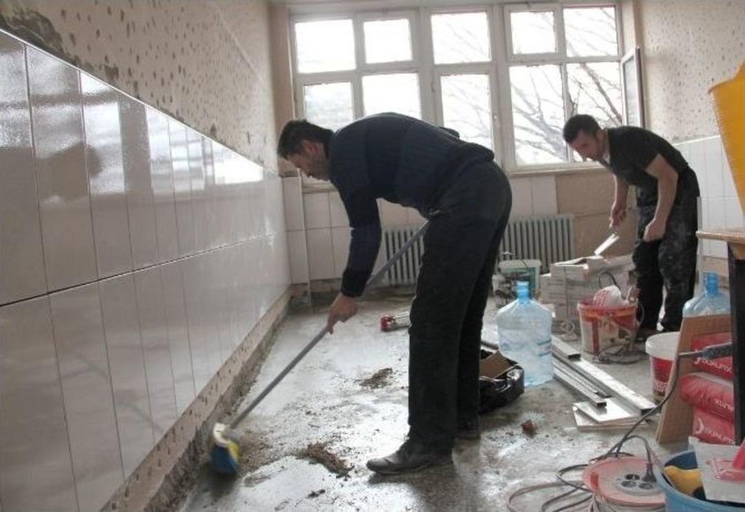 (&ouml;zel Haber) &Ccedil;ocuğunun Eğitim G&ouml;rd&uuml;ğ&uuml; Okulu Onarmak İ&ccedil;in Tedaviyi Reddetti