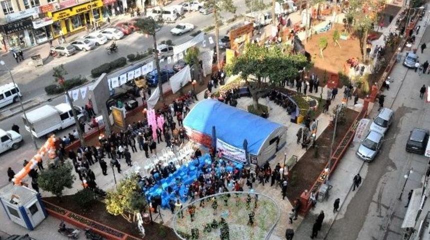 Yenilenen &Ouml;zg&uuml;r &Ccedil;ocuk Parkı A&ccedil;ıldı