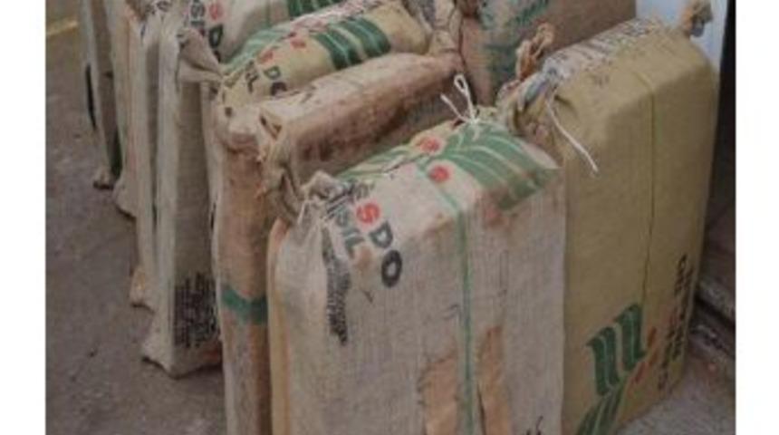 Suriye Sınırında Ka&ccedil;ak Sigara Ele Ge&ccedil;irildi