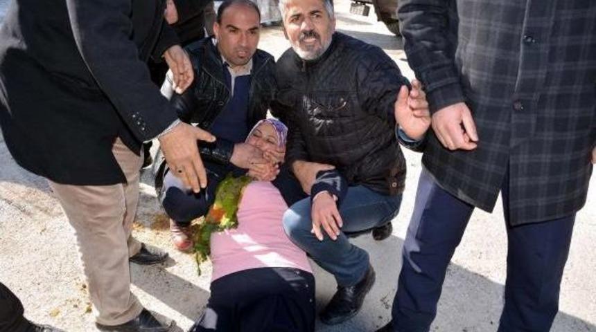 Muradiye'de Kobani Gerginliği