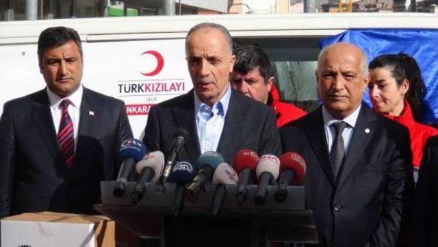Türk Kızılayı'ndan Telafer'den Türkiye'ye Sığınan Türkmen Ailelere Yardım