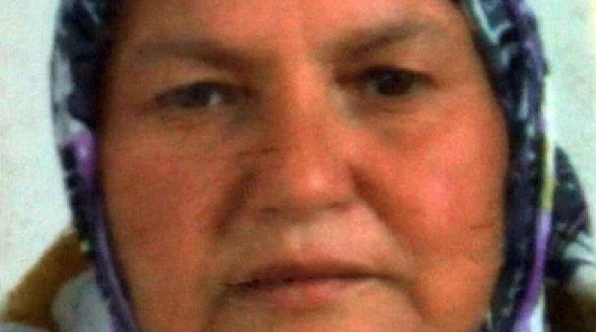 Kamyon Hemzemin Ge&ccedil;itte Trene &Ccedil;arptı: 1 &Ouml;l&uuml; 1 Yaralı