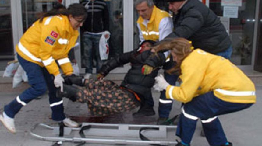 Kadınlar G&uuml;n&uuml;'nde vahşet