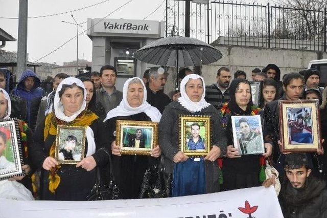 Uludere Olayı, Şırnak Valiliği Önünde Protesto Edildi