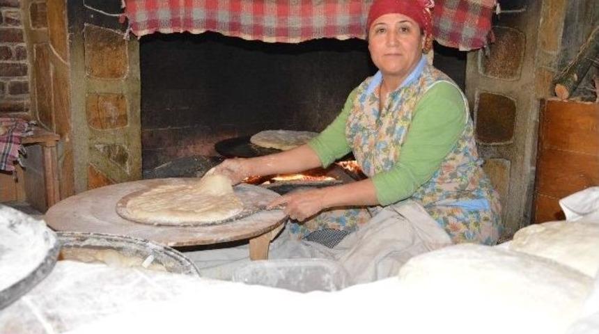 Bir Dilim Ekmek Hediye Etti, Hayatı Değişti