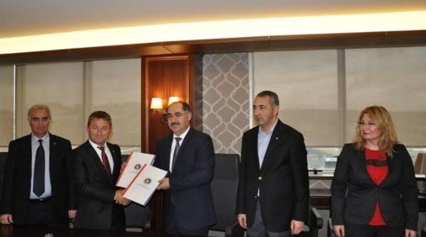 Nk&uuml; İle &Ccedil;erkezk&ouml;y Tso Arasında Kobilerde Verimlilik Protokol&uuml; İmzalandı