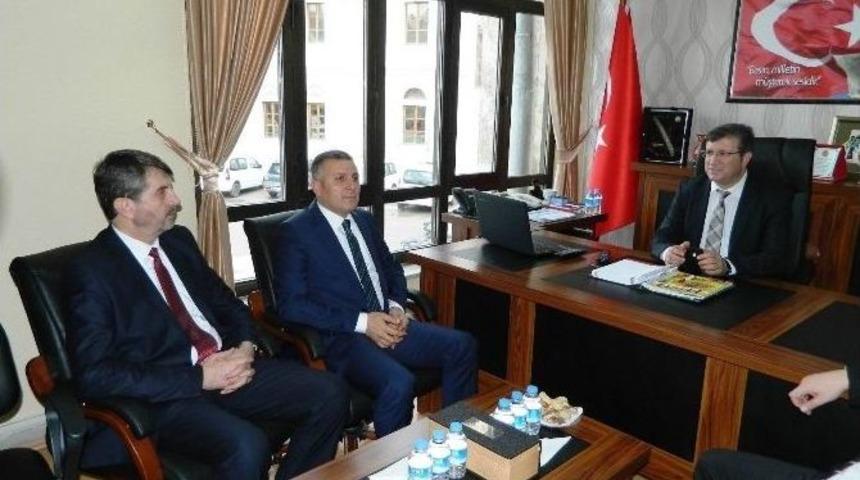 Başkan Arat&rsquo;tan Bye M&uuml;d&uuml;r&uuml; Karabulut&rsquo;a Ziyaret