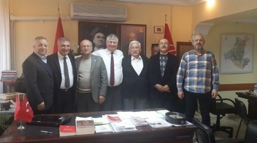 Karşıyaka&rsquo;da Chp &rsquo;tek Y&uuml;rek&rsquo; Oldu