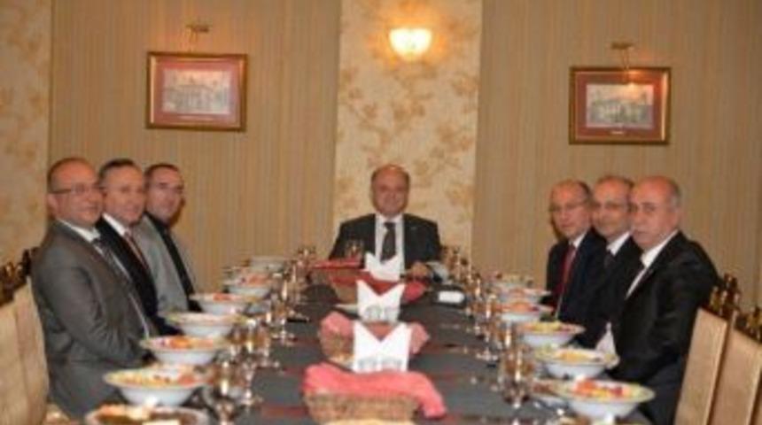 Emniyet M&uuml;d&uuml;r&uuml; Bahar&rsquo;a Veda Yemeği