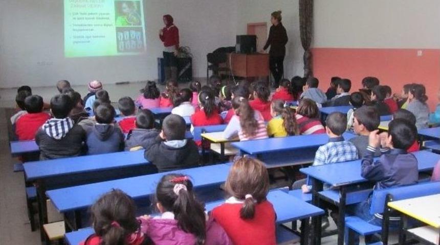 &Ouml;ğrencilere Ağız Ve Diş Sağlığı Eğitimi