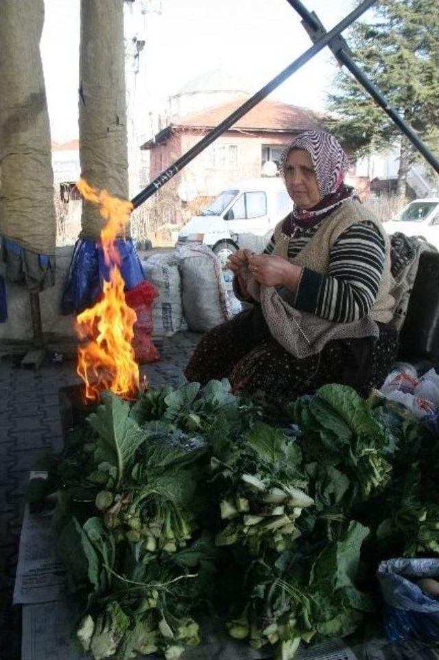 Köylü Kadınların 10 Parmağında 10 Marifet