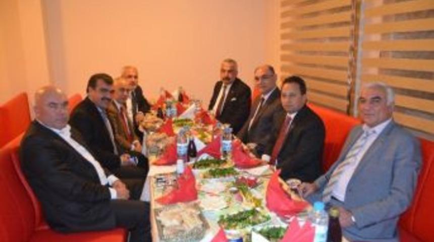 Mhp&rsquo;li Belediye Başkanları Bir Araya Geldi