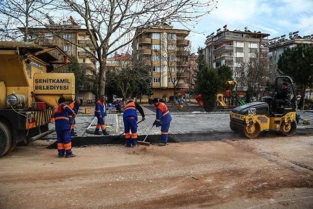 Şehitkamil’den Batıkent Mahallesine Park Otopark