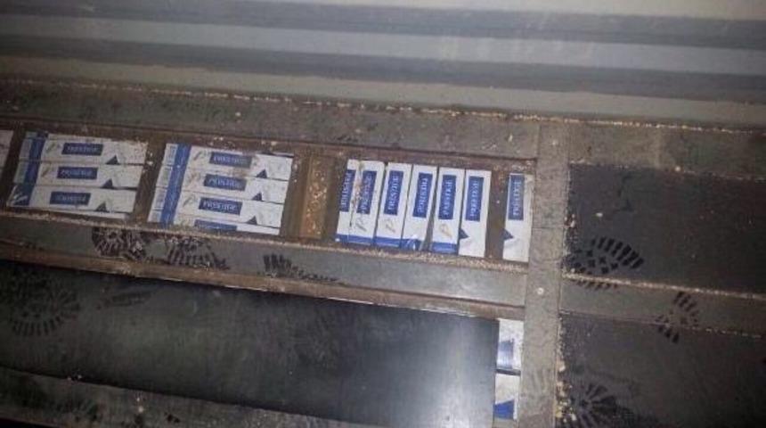 Pamukova'da Bir Tır'da 36 Bin Paket Kaçak Sigara Ele Geçirildi