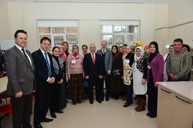 Hem Ziyaret Etti, Hem Resim Yaptı 2