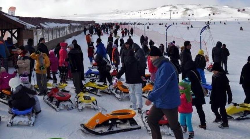 Erciyes, Kayakseverlerin G&ouml;zdesi Oldu