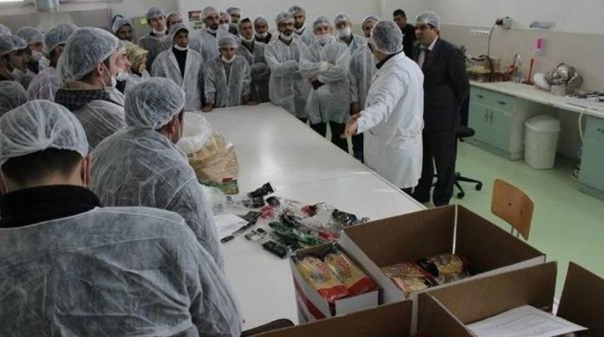 Gen&ccedil; M&uuml;siad &rsquo;gen&ccedil;ler İş Başında&rsquo; Projesi Kapsamında İlleri Geziyor