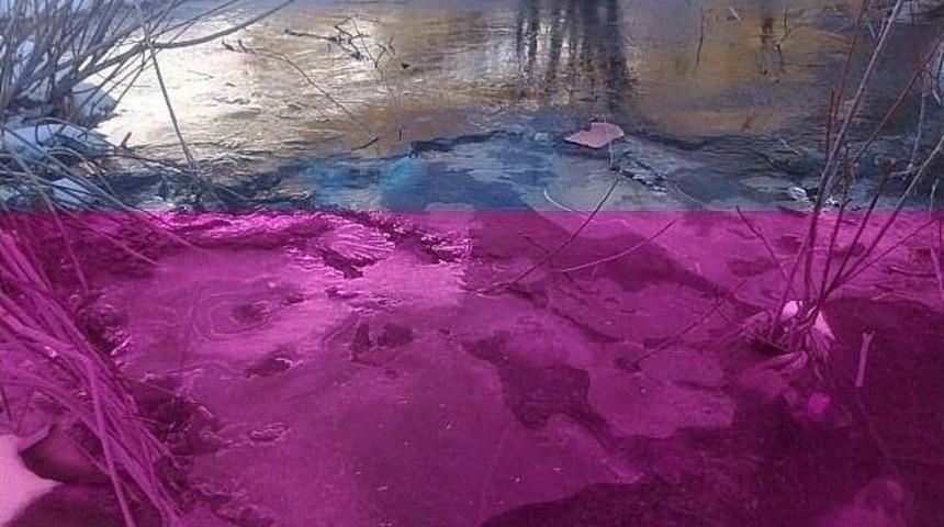 Hakkari&rsquo;de Dereler Dondu