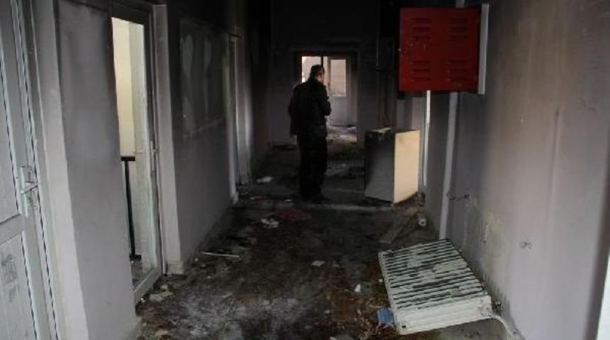 Başkale'de Kobani Olaylarının Izleri Halen Silinemedi