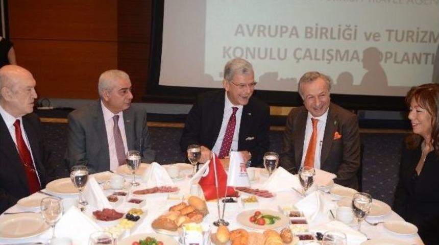 Bakan Bozkır: &ldquo;2 Sene Sonra B&uuml;t&uuml;n Fasılları Kapatacağız&rdquo;