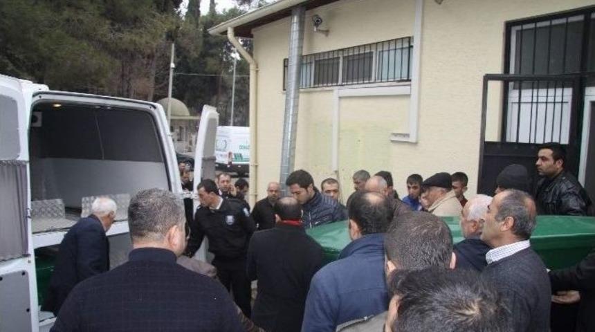 Y&uuml;k Asans&ouml;r&uuml;nde Sıkışan İş&ccedil;i Hayatını Kaybetti