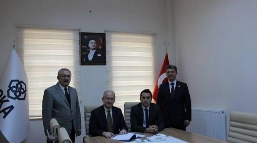 Amasya Milli Eğitim M&uuml;d&uuml;rl&uuml;ğ&uuml;&rsquo;nden Oka Destekli Yeni Proje