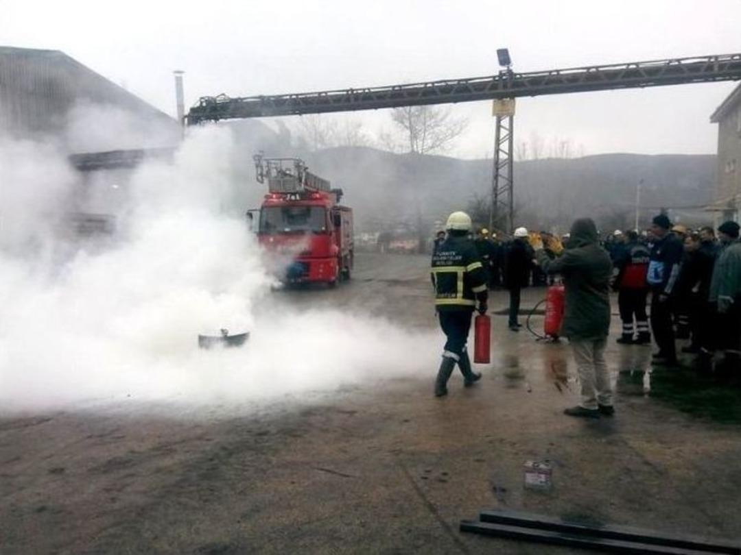 Yangın Tatbikat Eğitimi Ger&ccedil;eği Aratmadı