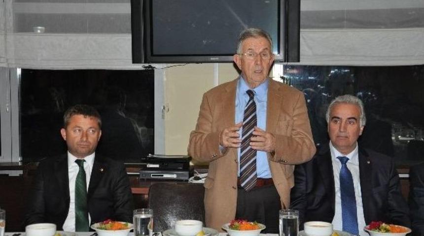 &Ccedil;tso Başkanı Kozuva&rsquo;ya U&ccedil;aklı Pasta Kestiler