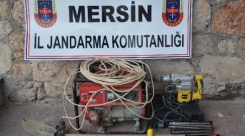 Mersin&rsquo;de Ka&ccedil;ak Kazıcılara Ge&ccedil;it Yok
