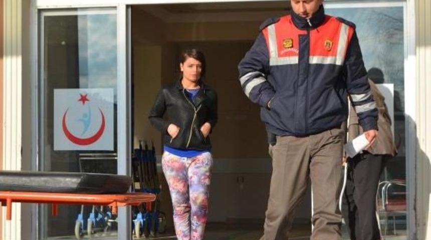 Kimliksiz Jandarmaya Yakalandı, Dayı Tacizinden Ka&ccedil;tığını S&ouml;yledi